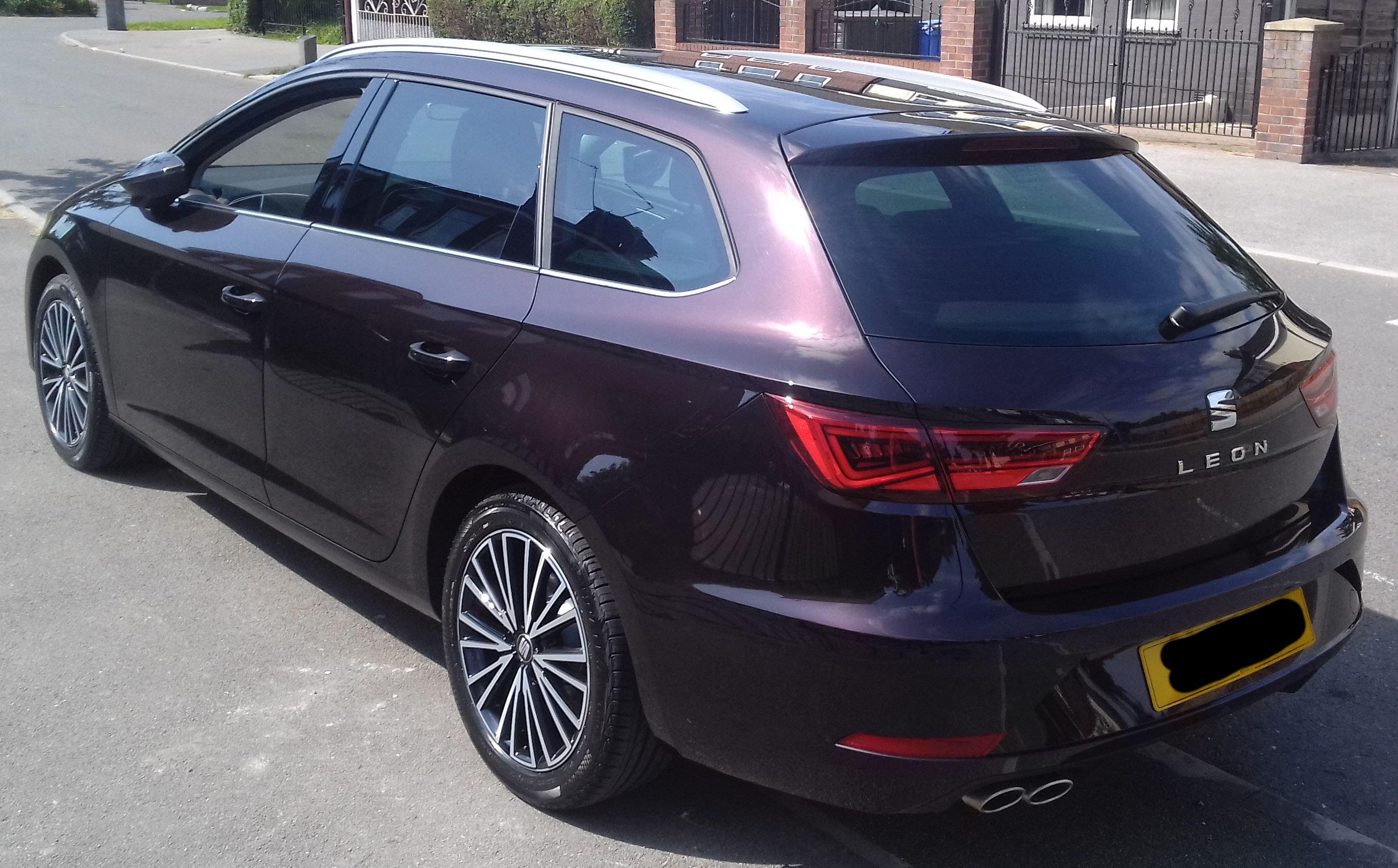 Seat Leon ST - Boheme Purple